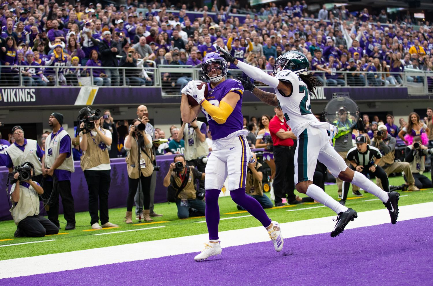 Kevin O'Connell inherits red zone chemistry with Cousins-Thielen connection